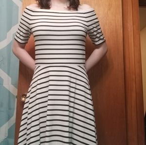 NEW Striped Off-Shoulder Dress | Black and White Small